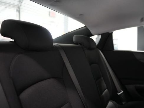 Used 2025 Chevrolet Malibu LS w/ Driver Confidence Package FWD image 17