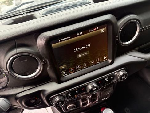 Used 2023 Jeep Wrangler Unlimited Sahara w/ Cold Weather Group image 25