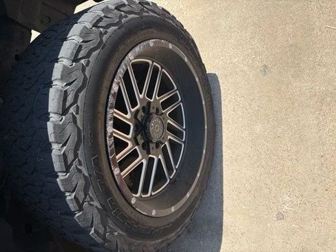 Used 2022 RAM 1500 Big Horn RWD image 4