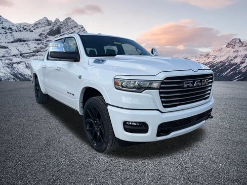 New 2026 RAM 1500 Laramie AWD/4WD image 3