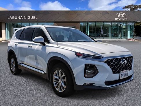 Used 2020 Hyundai Santa Fe SEL w/ Cargo Package FWD image 1