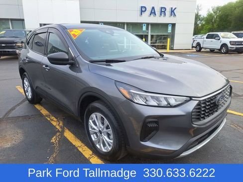 Used 2023 Ford Escape Active AWD/4WD image 4