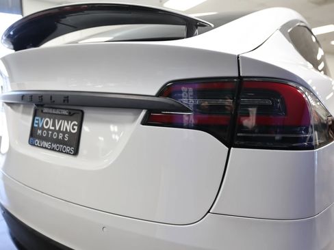 Used 2017 Tesla Model X P100D image 18