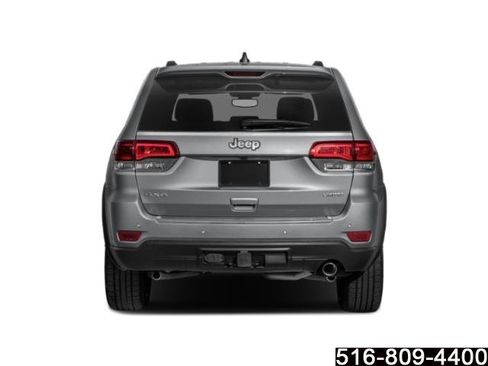 Used 2018 Jeep Grand Cherokee Limited AWD/4WD image 9