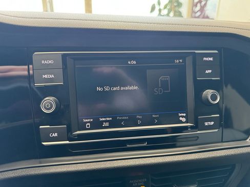 Used 2019 Volkswagen Jetta R-Line w/ R-Line Cold Weather Package image 28