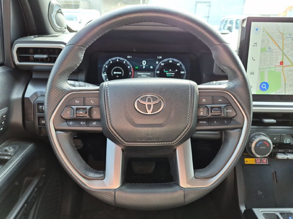 Used 2025 Toyota 4Runner TRD Off-Road Premium AWD/4WD image 20