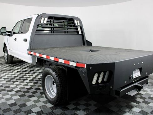 Used 2022 Ford F350 XLT w/ XLT Value Package image 6