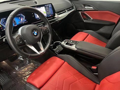 Used 2025 BMW X1 xDrive28i w/ Convenience Package AWD/4WD image 10