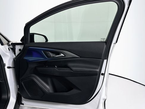 Used 2024 Chevrolet Equinox EV LT w/ LPO, Blackout Package image 33