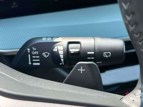 Used 2025 Nissan Murano SL AWD/4WD image 16