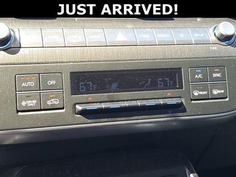 Used 2025 Hyundai Kona Limited image 19