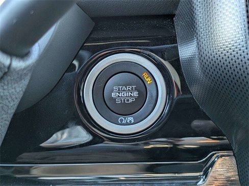 Used 2025 RAM 3500 Limited w/ Towing Technology Group image 29