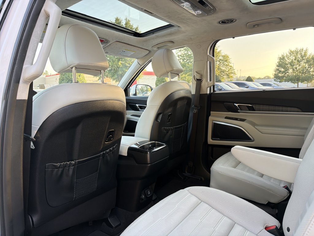 Used 2024 Kia Telluride SX Prestige AWD/4WD image 12