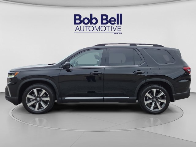 Used 2025 Honda Pilot Touring image 2