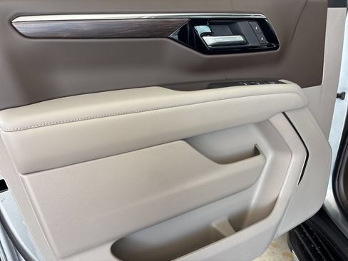 New 2026 Chevrolet Tahoe LS w/ LS Custom Edition AWD/4WD image 10