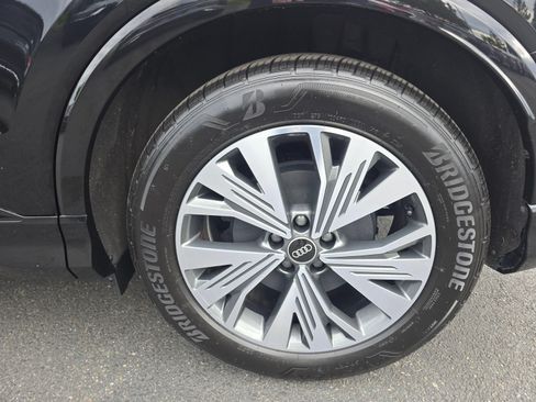 Used 2023 Audi Q4 e-tron Premium Plus w/ Premium Plus RWD image 20