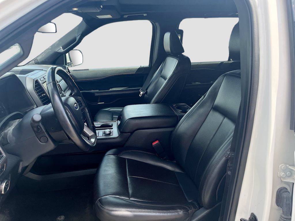 Used 2021 Ford Expedition XLT AWD/4WD image 21