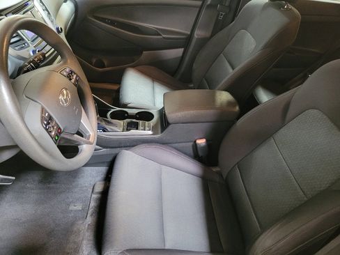 Used 2016 Hyundai Tucson SE w/ Option Group 02 FWD image 17