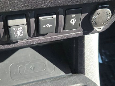 Used 2023 Toyota Tacoma TRD Sport AWD/4WD image 13