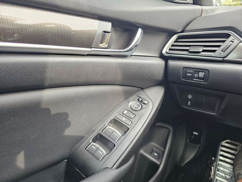 Used 2020 Honda Accord Sport image 32