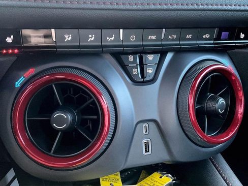 Used 2025 Chevrolet Blazer RS w/ Driver Confidence II Package image 18