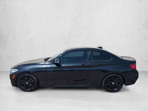 Used 2016 BMW M235i Coupe RWD image 9
