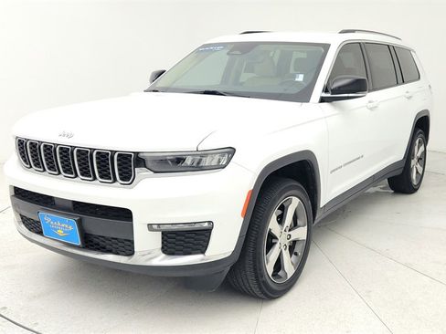 Used 2022 Jeep Grand Cherokee L Limited image 1