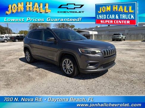 Used 2021 Jeep Cherokee Latitude Plus image 1