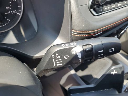 Used 2025 Nissan Rogue SV AWD/4WD image 15