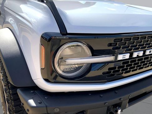 Used 2024 Ford Bronco Wildtrak AWD/4WD image 26