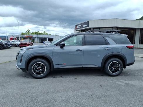 New 2026 Nissan Pathfinder Rock Creek AWD/4WD image 2
