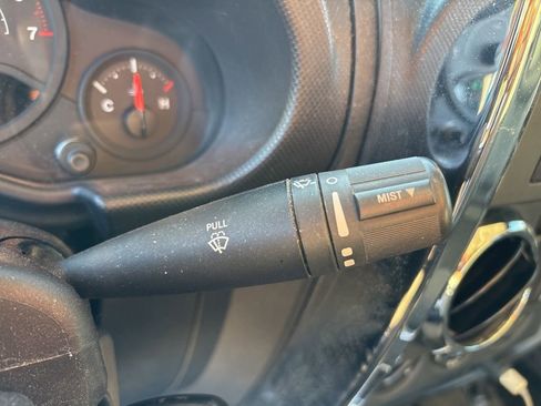 Used 2009 Jeep Wrangler Unlimited X AWD/4WD image 24