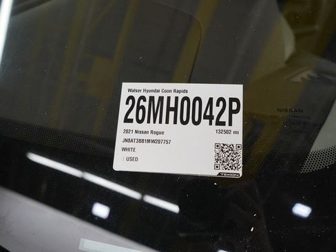 Used 2021 Nissan Rogue SV AWD/4WD image 31