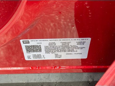 Certified 2025 Chevrolet Equinox RS w/ Safety and Technology Package image 30