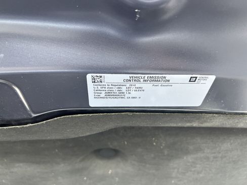 Used 2018 Chevrolet Equinox Premier AWD/4WD image 6