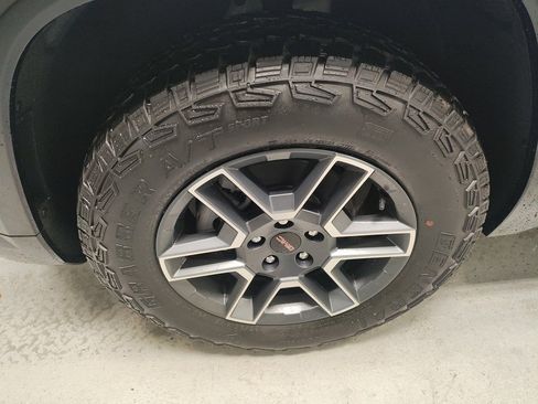 New 2026 GMC Terrain AT4 w/ Convenience Package III image 19