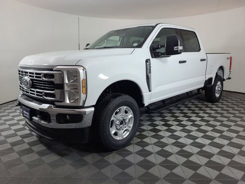 New 2026 Ford F350 XLT image 7