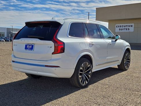 New 2026 Volvo XC90 B6 Ultra image 5