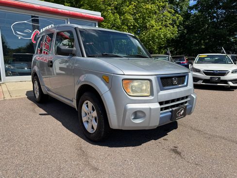 Used 2004 Honda Element LX image 2