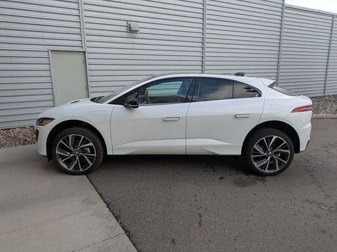 New 2024 Jaguar I-PACE R-Dynamic HSE image 2