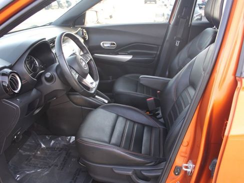 Used 2019 Nissan Kicks SR w/ SR Premium Package image 15