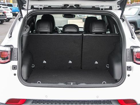 New 2026 Jeep Compass Trailhawk image 25