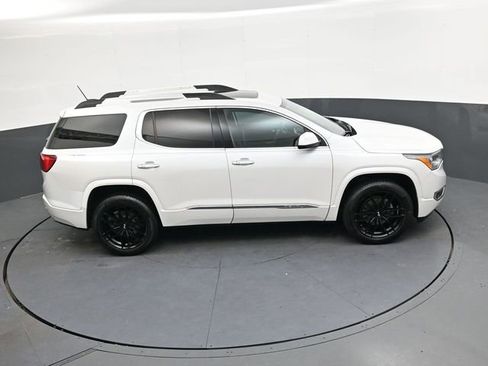 Used 2017 GMC Acadia Denali w/ Technology Package image 21