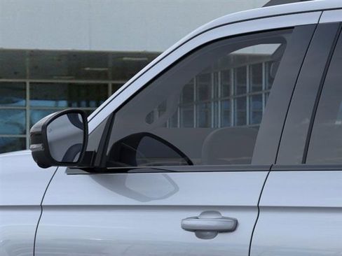 New 2025 Ford Expedition Platinum w/ Stealth Performance Package image 20