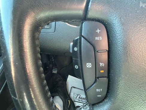 Used 2013 Chevrolet Impala LT w/ LT Sunroof Package FWD image 18