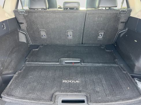 Certified 2023 Nissan Rogue SL w/ SL Premium Package image 5