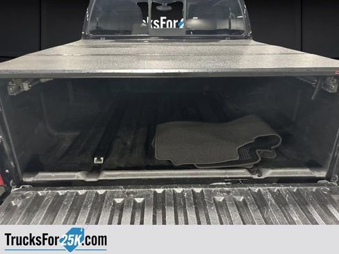 Used 2014 Nissan Frontier PRO-4X image 15