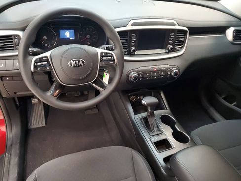 Used 2019 Kia Sorento LX FWD image 16