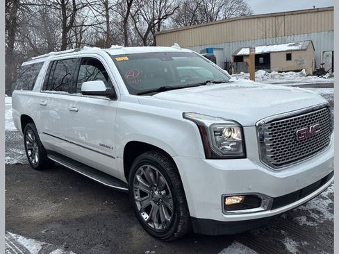 Used 2016 GMC Yukon XL Denali w/ Open Road Package image 1