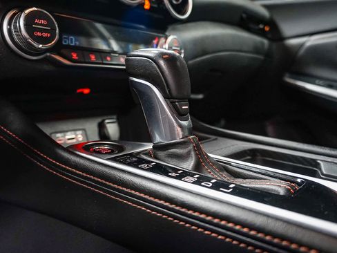 Used 2021 Nissan Sentra SR image 27